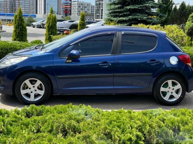Синий Пежо 207, объемом двигателя 1.4 л и пробегом 117 тыс. км за 4500 $, фото 3 на Automoto.ua