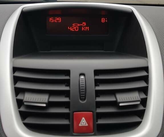 Пежо 207 2010 в Киеве на Automoto.ua Синий Пежо 207, объемом двигателя 1.36 л и пробегом 76 тыс. км за 6998 $, фото 18 на Automoto.ua