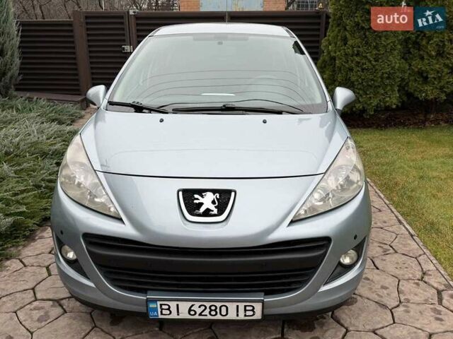 Синий Пежо 207, объемом двигателя 1.6 л и пробегом 115 тыс. км за 6700 $, фото 1 на Automoto.ua