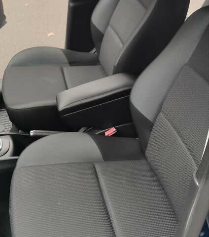 Пежо 207 2010 в Киеве на Automoto.ua Синий Пежо 207, объемом двигателя 1.36 л и пробегом 76 тыс. км за 6998 $, фото 6 на Automoto.ua