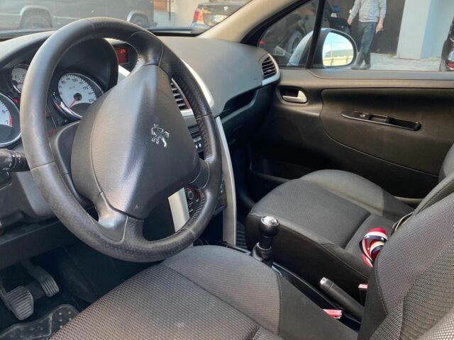 Синій Пежо 207, об'ємом двигуна 1.4 л та пробігом 199 тис. км за 3818 $, фото 6 на Automoto.ua