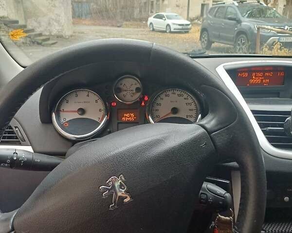 Синий Пежо 207, объемом двигателя 1.36 л и пробегом 193 тыс. км за 4500 $, фото 7 на Automoto.ua
