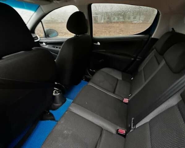 Синій Пежо 207, об'ємом двигуна 1.36 л та пробігом 284 тис. км за 4699 $, фото 5 на Automoto.ua