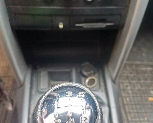 Синий Пежо 207, объемом двигателя 1.36 л и пробегом 193 тыс. км за 4500 $, фото 9 на Automoto.ua