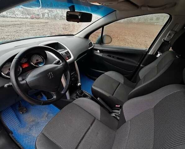 Синій Пежо 207, об'ємом двигуна 1.36 л та пробігом 284 тис. км за 4699 $, фото 4 на Automoto.ua