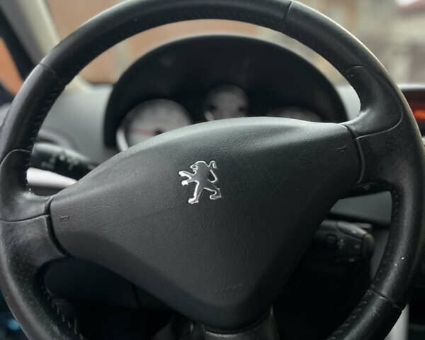 Синий Пежо 207, объемом двигателя 1.36 л и пробегом 95 тыс. км за 5199 $, фото 12 на Automoto.ua