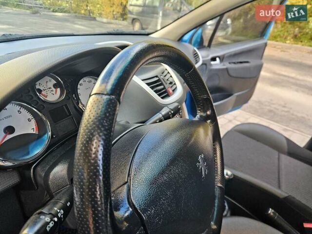 Синий Пежо 207, объемом двигателя 1.36 л и пробегом 215 тыс. км за 4600 $, фото 25 на Automoto.ua