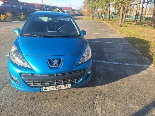 Синий Пежо 207, объемом двигателя 1.4 л и пробегом 260 тыс. км за 4500 $, фото 1 на Automoto.ua