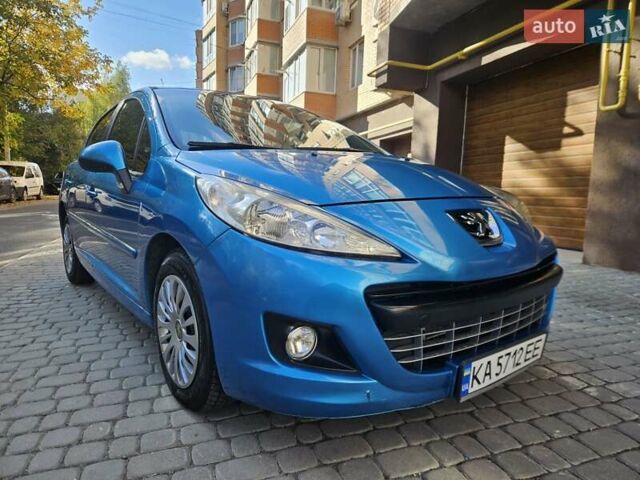 Синий Пежо 207, объемом двигателя 1.36 л и пробегом 215 тыс. км за 4600 $, фото 3 на Automoto.ua