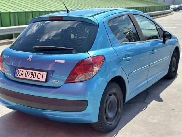 Синий Пежо 207, объемом двигателя 1.4 л и пробегом 295 тыс. км за 3750 $, фото 4 на Automoto.ua