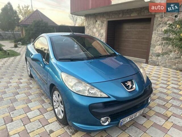 Пежо 207 2007 в Полтаве на Automoto.ua Синий Пежо 207, объемом двигателя 1.6 л и пробегом 200 тыс. км за 5500 $, фото 11 на Automoto.ua