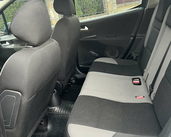 Пежо 207 2007 в Надворной на Automoto.ua Синий Пежо 207, объемом двигателя 1.56 л и пробегом 193 тыс. км за 3900 $, фото 19 на Automoto.ua