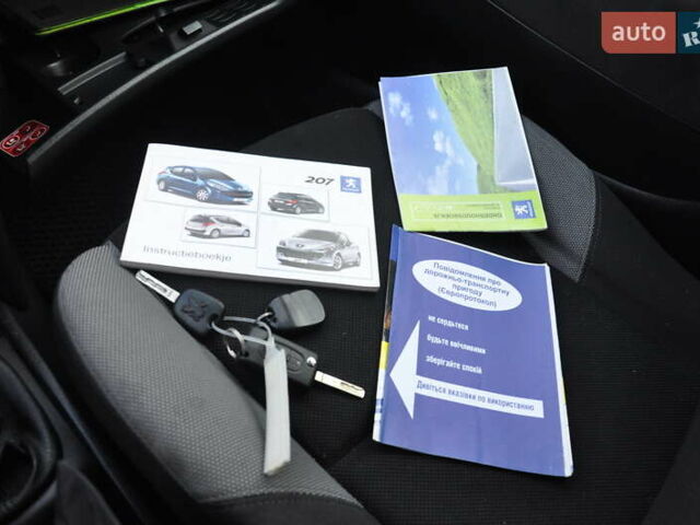 Синий Пежо 207, объемом двигателя 1.4 л и пробегом 250 тыс. км за 3800 $, фото 27 на Automoto.ua