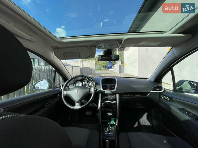 Синий Пежо 207, объемом двигателя 1.6 л и пробегом 94 тыс. км за 6500 $, фото 7 на Automoto.ua