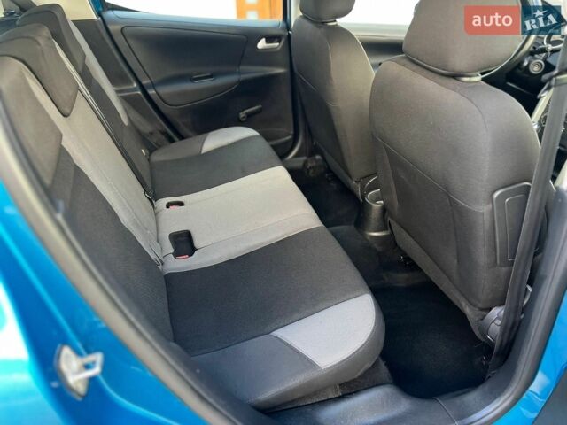 Синий Пежо 207, объемом двигателя 1.56 л и пробегом 290 тыс. км за 3999 $, фото 3 на Automoto.ua