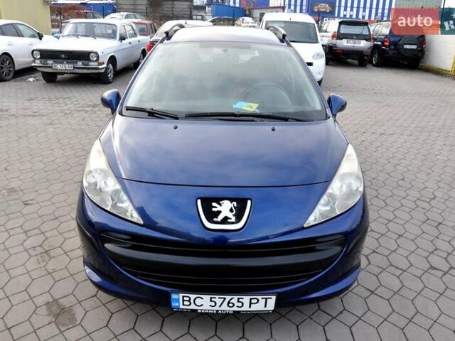 Синий Пежо 207, объемом двигателя 1.4 л и пробегом 250 тыс. км за 3800 $, фото 1 на Automoto.ua