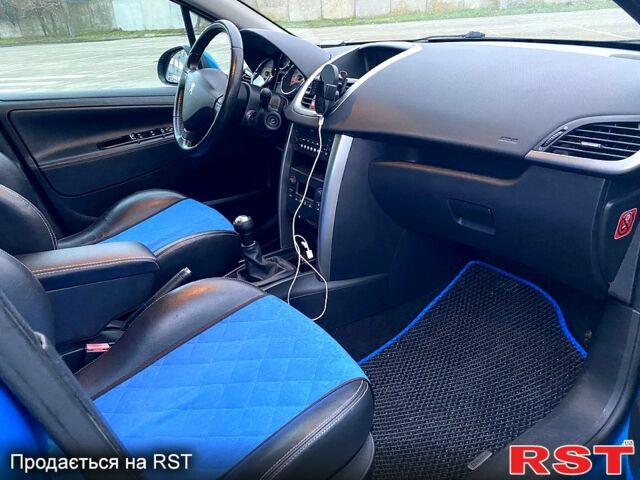 Синій Пежо 207, об'ємом двигуна 1.6 л та пробігом 1070 тис. км за 4500 $, фото 11 на Automoto.ua