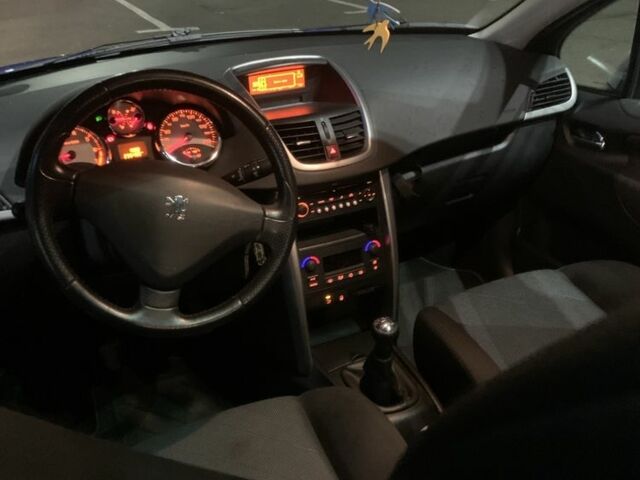 Синий Пежо 207, объемом двигателя 1.6 л и пробегом 230 тыс. км за 5100 $, фото 15 на Automoto.ua