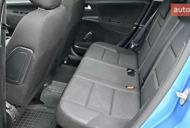 Синий Пежо 207, объемом двигателя 1.6 л и пробегом 250 тыс. км за 5700 $, фото 3 на Automoto.ua