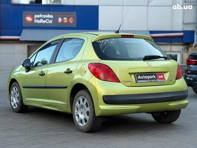 Зеленый Пежо 207, объемом двигателя 1.4 л и пробегом 118 тыс. км за 4990 $, фото 5 на Automoto.ua