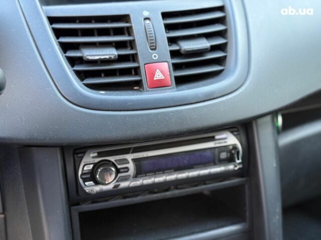 Зеленый Пежо 207, объемом двигателя 1.4 л и пробегом 118 тыс. км за 4990 $, фото 22 на Automoto.ua