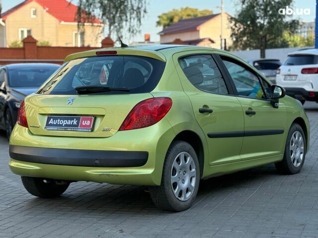 Зеленый Пежо 207, объемом двигателя 1.4 л и пробегом 118 тыс. км за 4990 $, фото 3 на Automoto.ua