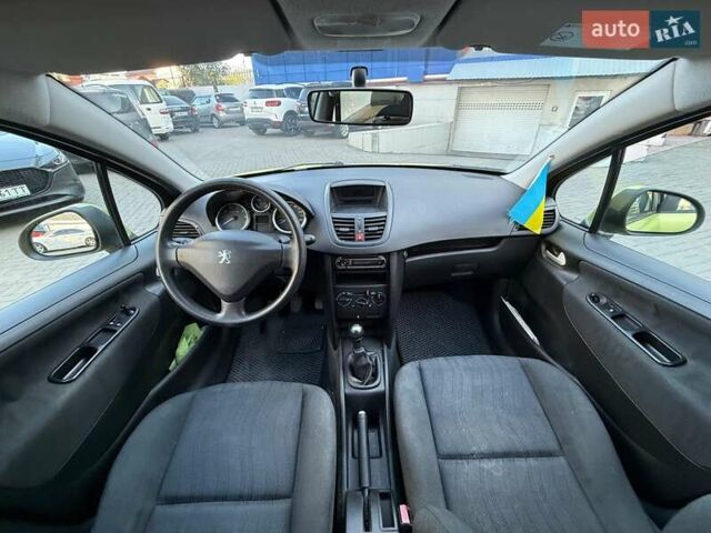 Зеленый Пежо 207, объемом двигателя 1.4 л и пробегом 118 тыс. км за 4990 $, фото 11 на Automoto.ua