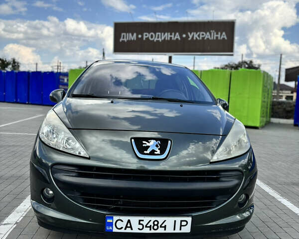 Зеленый Пежо 207, объемом двигателя 1.6 л и пробегом 146 тыс. км за 5200 $, фото 3 на Automoto.ua