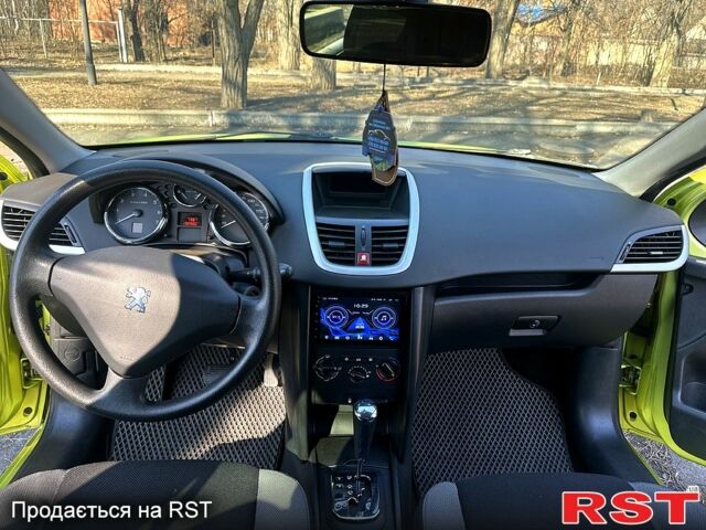 Зеленый Пежо 207, объемом двигателя 1.6 л и пробегом 138 тыс. км за 5650 $, фото 12 на Automoto.ua