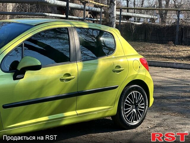 Зеленый Пежо 207, объемом двигателя 1.6 л и пробегом 138 тыс. км за 5650 $, фото 7 на Automoto.ua