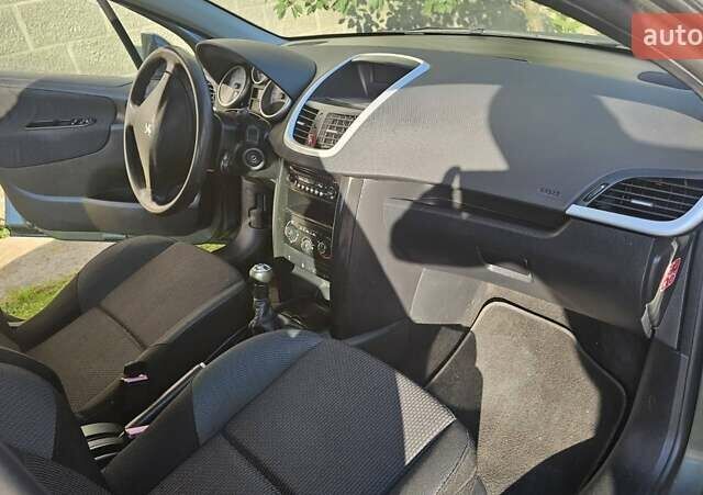 Зеленый Пежо 207, объемом двигателя 1.4 л и пробегом 191 тыс. км за 4999 $, фото 13 на Automoto.ua