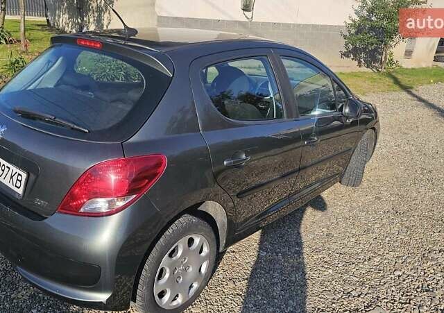 Зеленый Пежо 207, объемом двигателя 1.4 л и пробегом 191 тыс. км за 4999 $, фото 9 на Automoto.ua