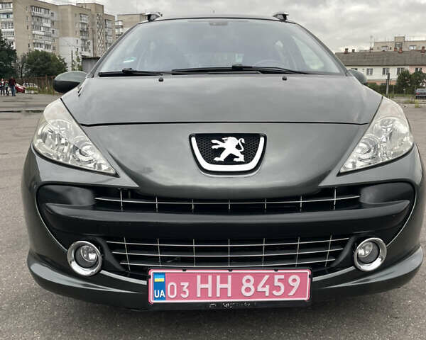 Зелений Пежо 207, об'ємом двигуна 1.6 л та пробігом 136 тис. км за 5550 $, фото 4 на Automoto.ua