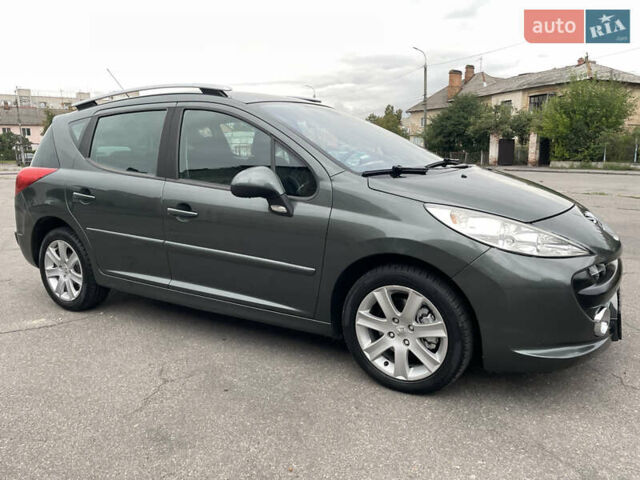 Зелений Пежо 207, об'ємом двигуна 1.6 л та пробігом 136 тис. км за 5550 $, фото 19 на Automoto.ua