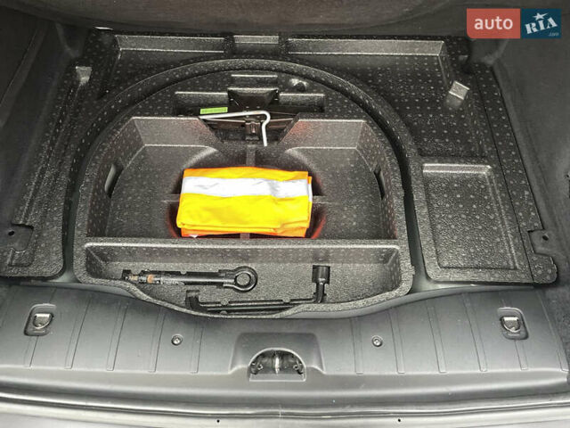 Зелений Пежо 207, об'ємом двигуна 1.6 л та пробігом 136 тис. км за 5550 $, фото 30 на Automoto.ua