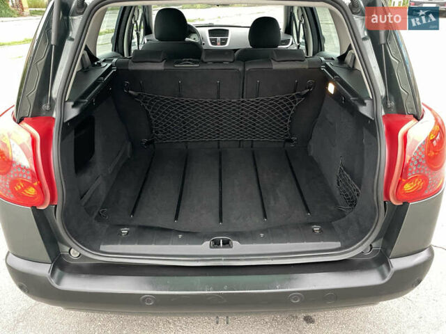 Зелений Пежо 207, об'ємом двигуна 1.6 л та пробігом 136 тис. км за 5550 $, фото 29 на Automoto.ua