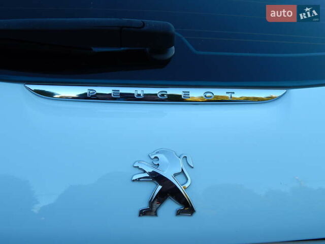 Пежо 208 2012 в Трускавце на Automoto.ua Белый Пежо 208, объемом двигателя 1.4 л и пробегом 160 тыс. км за 5890 $, фото 30 на Automoto.ua