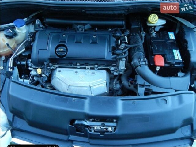 Пежо 208 2012 в Дрогобыче на Automoto.ua Белый Пежо 208, объемом двигателя 0 л и пробегом 160 тыс. км за 5890 $, фото 7 на Automoto.ua