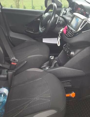 Білий Пежо 208, об'ємом двигуна 1.4 л та пробігом 259 тис. км за 7100 $, фото 21 на Automoto.ua