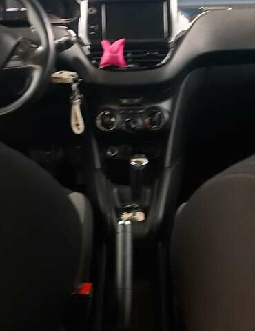 Білий Пежо 208, об'ємом двигуна 1.4 л та пробігом 259 тис. км за 7100 $, фото 13 на Automoto.ua