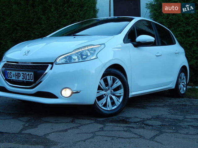 Пежо 208 2012 в Трускавце на Automoto.ua Белый Пежо 208, объемом двигателя 1.4 л и пробегом 160 тыс. км за 5890 $, фото 15 на Automoto.ua