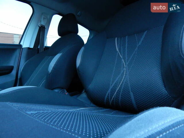 Пежо 208 2012 в Трускавце на Automoto.ua Белый Пежо 208, объемом двигателя 1.4 л и пробегом 160 тыс. км за 5890 $, фото 59 на Automoto.ua