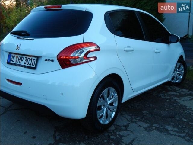 Пежо 208 2012 в Дрогобыче на Automoto.ua Белый Пежо 208, объемом двигателя 0 л и пробегом 160 тыс. км за 5890 $, фото 4 на Automoto.ua