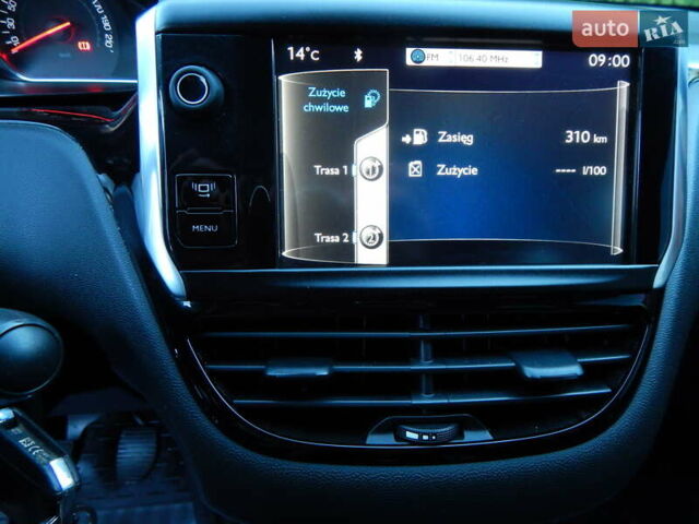 Пежо 208 2012 в Трускавце на Automoto.ua Белый Пежо 208, объемом двигателя 1.4 л и пробегом 160 тыс. км за 5890 $, фото 48 на Automoto.ua