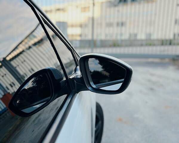 Белый Пежо 208, объемом двигателя 1.56 л и пробегом 175 тыс. км за 7900 $, фото 10 на Automoto.ua