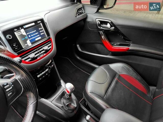 Білий Пежо 208, об'ємом двигуна 1.6 л та пробігом 137 тис. км за 6990 $, фото 37 на Automoto.ua