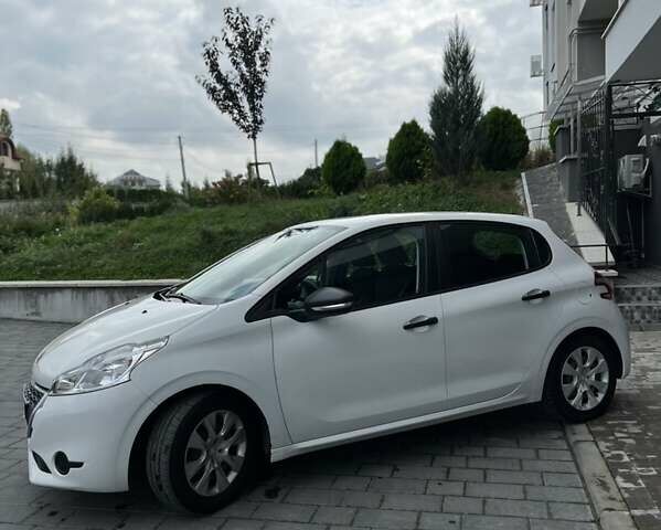 Белый Пежо 208, объемом двигателя 1.4 л и пробегом 186 тыс. км за 6400 $, фото 15 на Automoto.ua