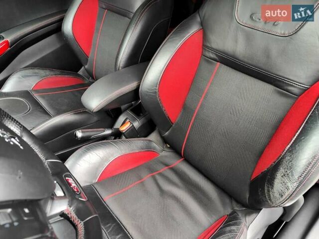 Белый Пежо 208, объемом двигателя 1.6 л и пробегом 137 тыс. км за 6990 $, фото 41 на Automoto.ua