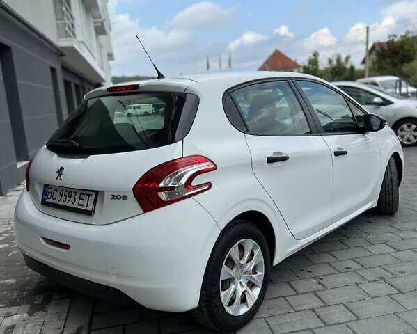 Белый Пежо 208, объемом двигателя 1.4 л и пробегом 186 тыс. км за 6400 $, фото 12 на Automoto.ua