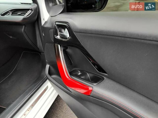 Белый Пежо 208, объемом двигателя 1.6 л и пробегом 137 тыс. км за 6990 $, фото 46 на Automoto.ua